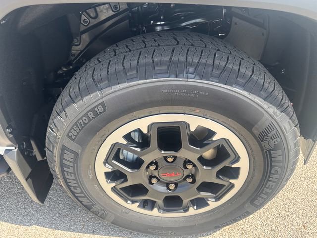 New 2026 Toyota 4Runner TRD Off-Road Premium AWD/4WD image 10
