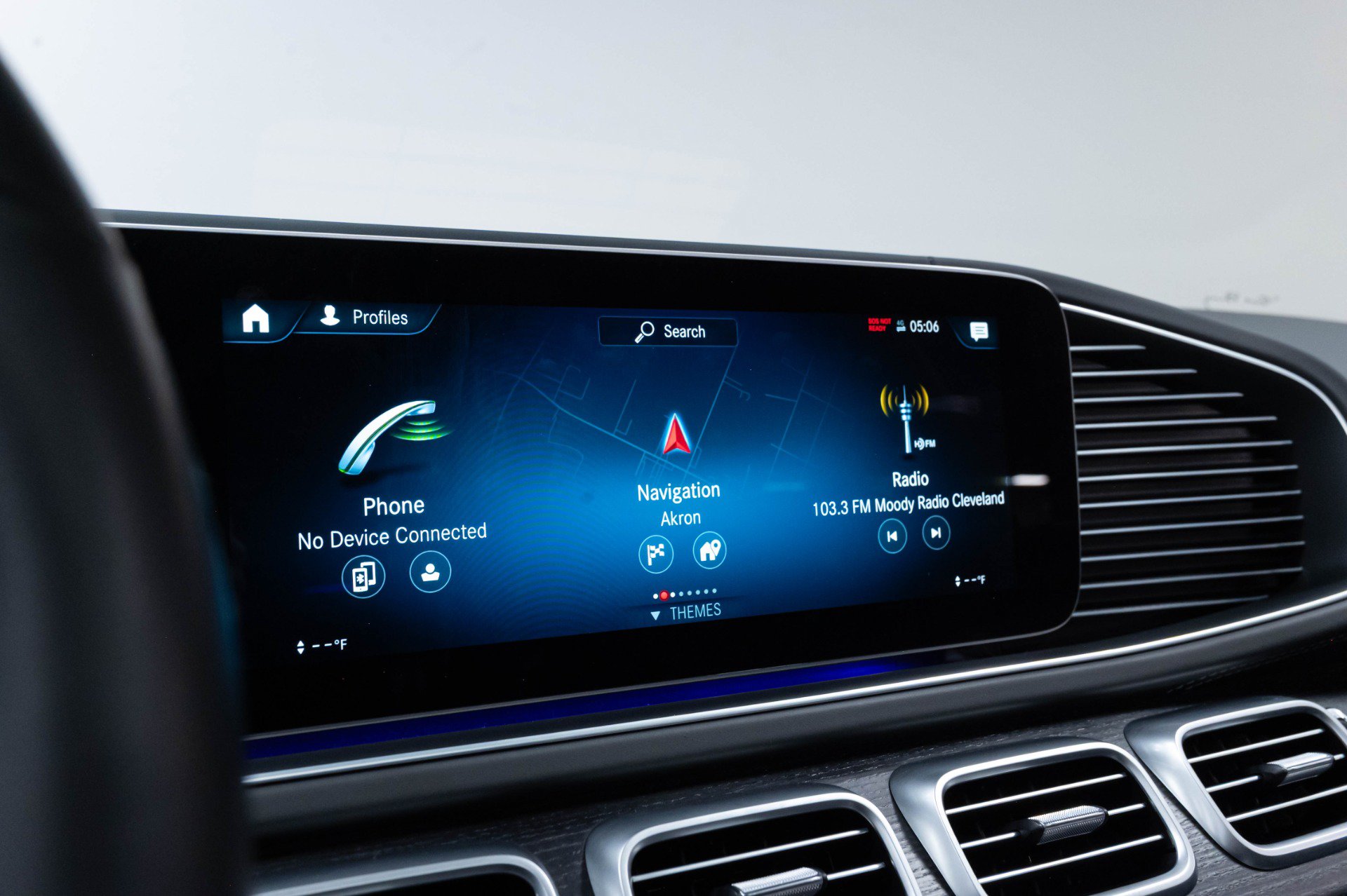 Used 2022 Mercedes-Benz Maybach GLS 600 4MATIC image 57