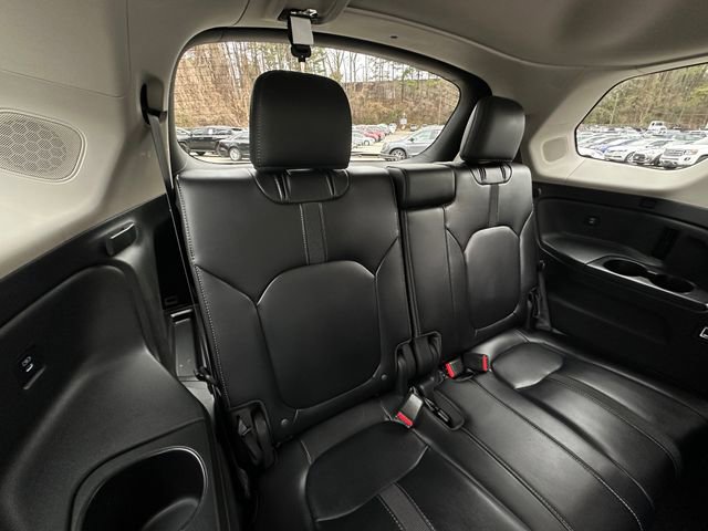Used 2025 Honda Pilot Touring image 38