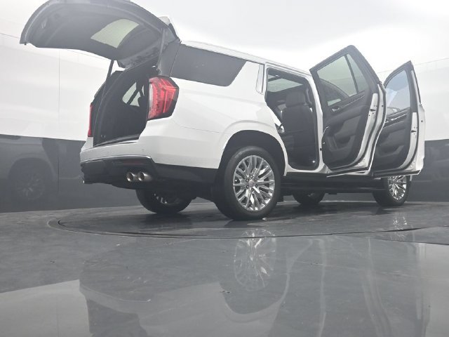 Used 2024 GMC Yukon Denali RWD image 57