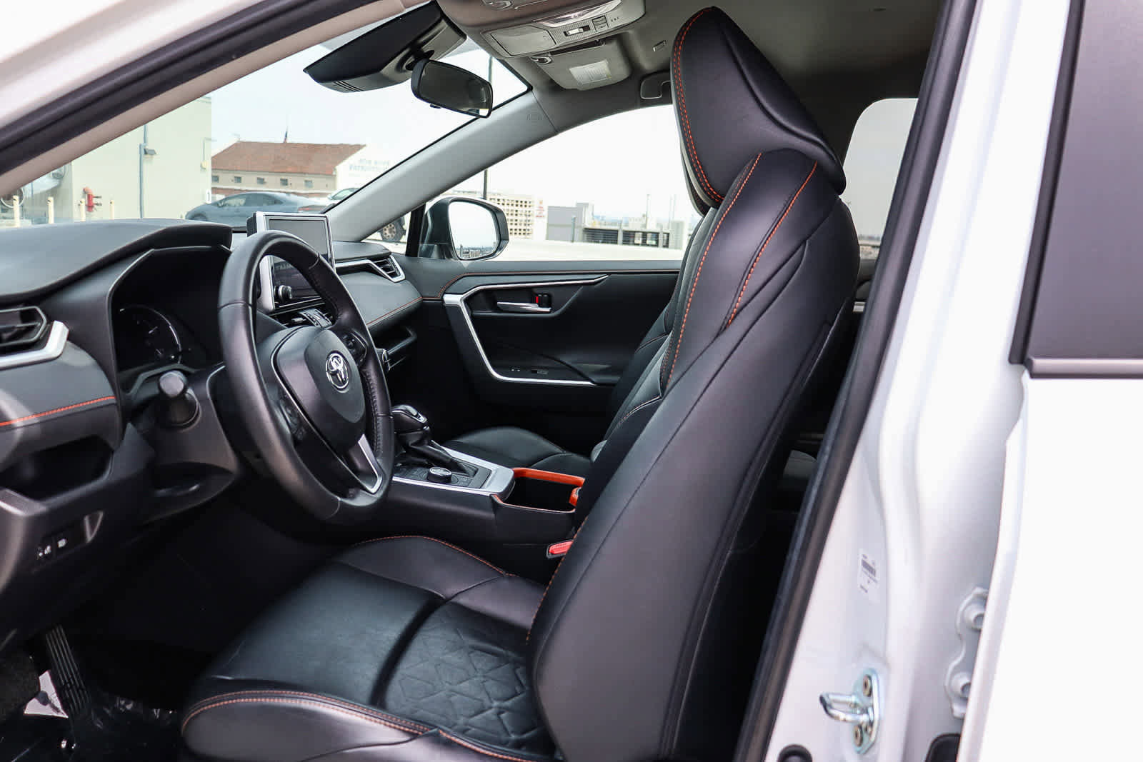 Used 2024 Toyota RAV4 Adventure image 18