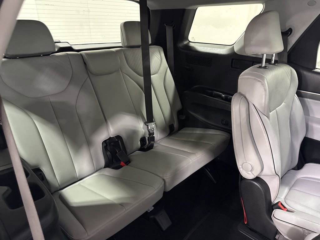 Used 2024 Hyundai Palisade SEL image 13