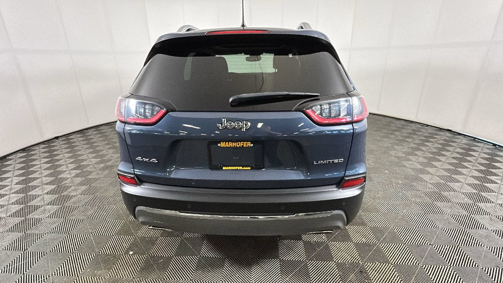 Used 2021 Jeep Cherokee Limited AWD/4WD video 4