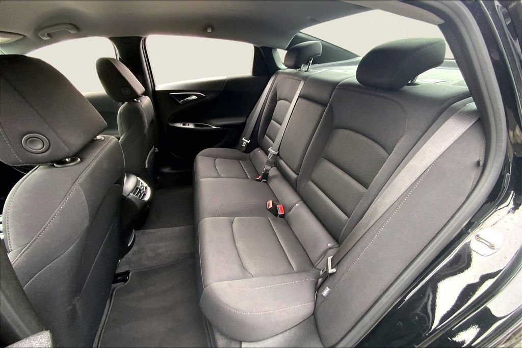 Used 2024 Chevrolet Malibu LT image 16