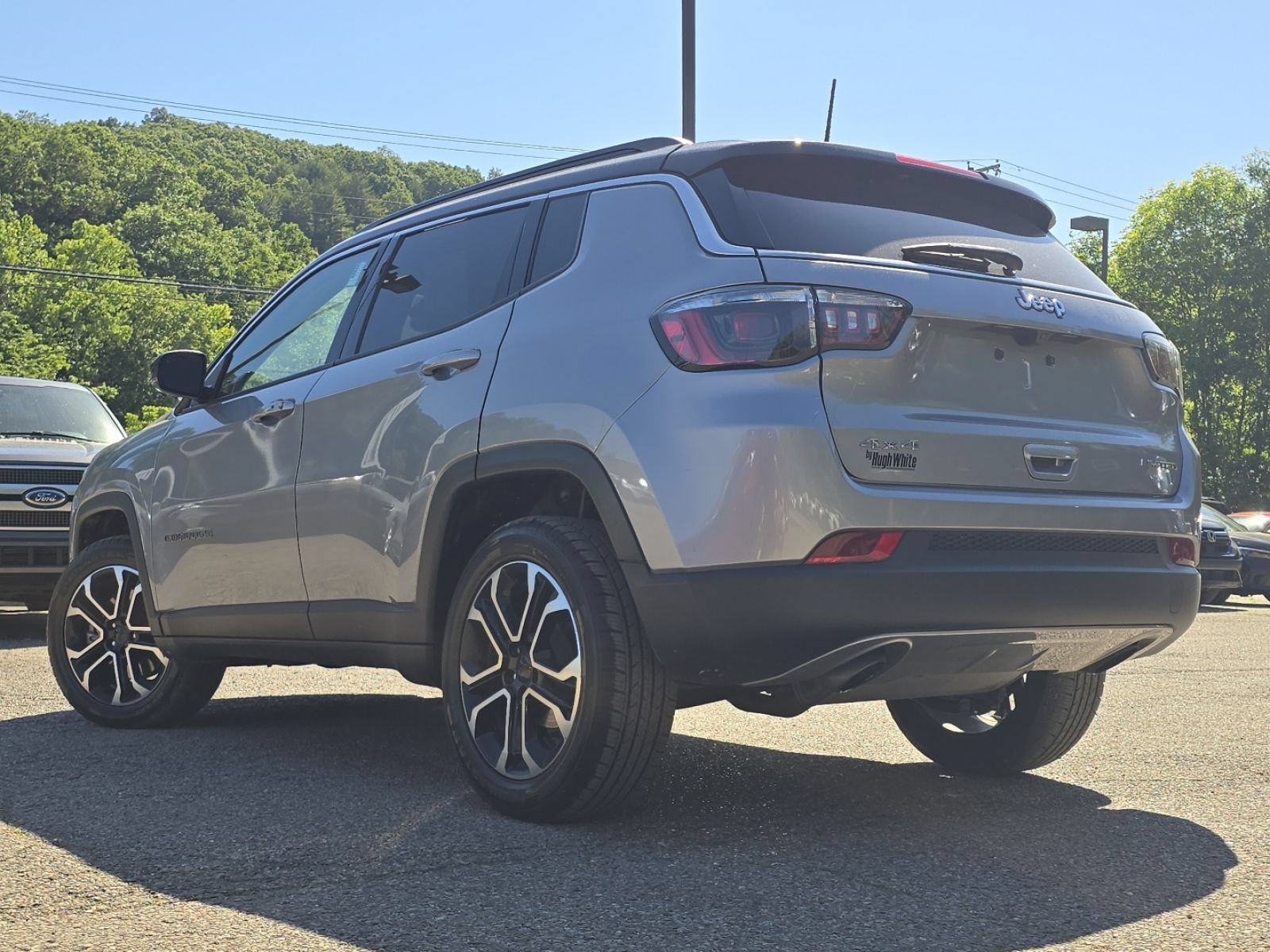 Used 2023 Jeep Compass Limited AWD/4WD image 13