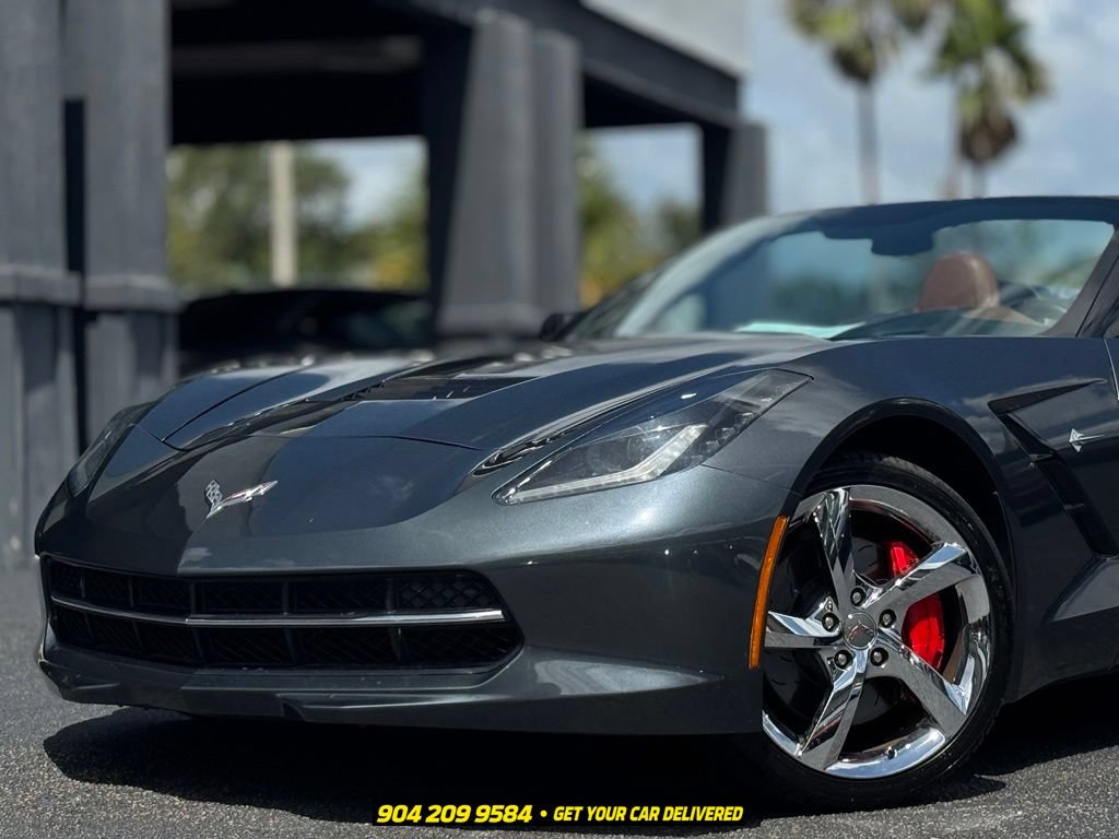 Used 2014 Chevrolet Corvette Stingray Convertible w/ 3LT Preferred Equipment Group RWD image 4