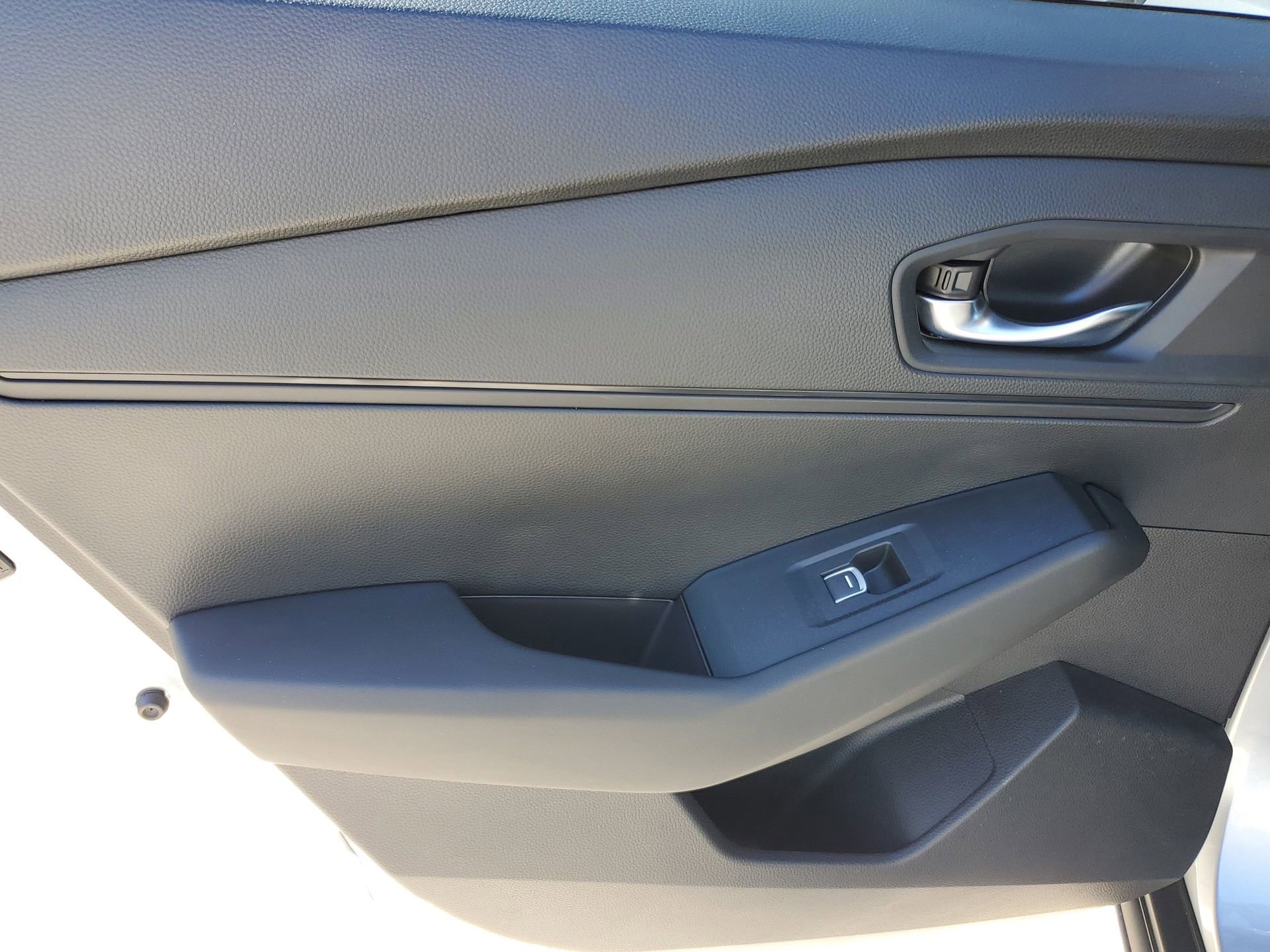 Used 2024 Honda Accord EX image 9