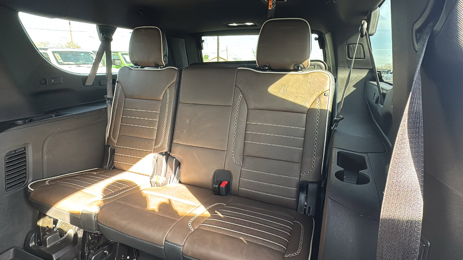 Used 2026 GMC Yukon XL Denali Ultimate image 16