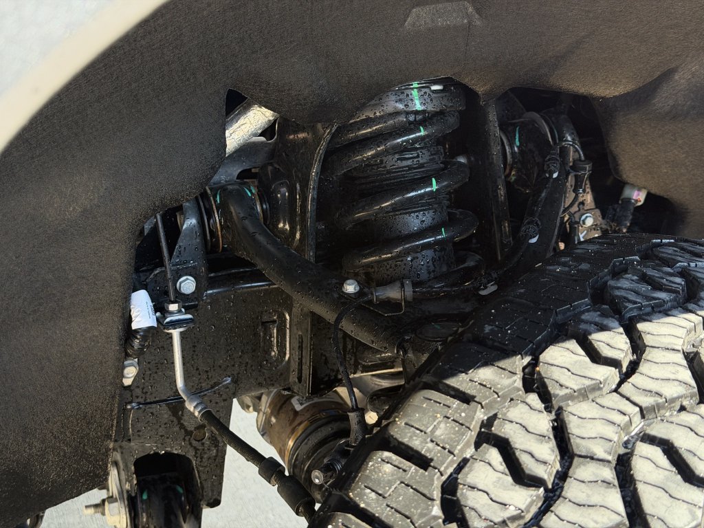 New 2026 GMC Canyon AT4 AWD/4WD image 9