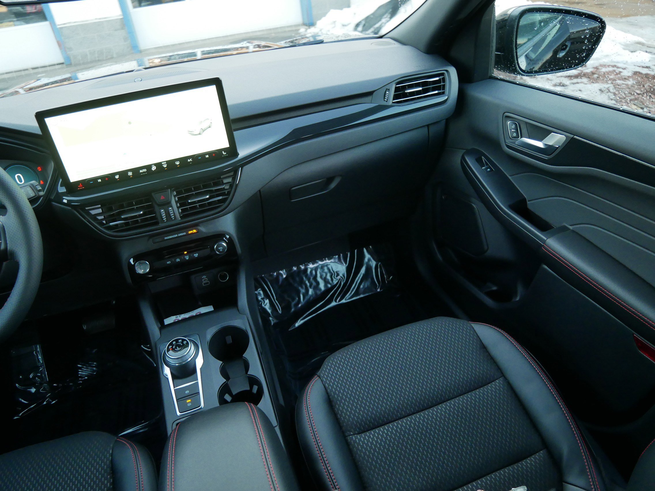 Used 2025 Ford Escape ST-Line Select w/ Tech Pack #2 image 11