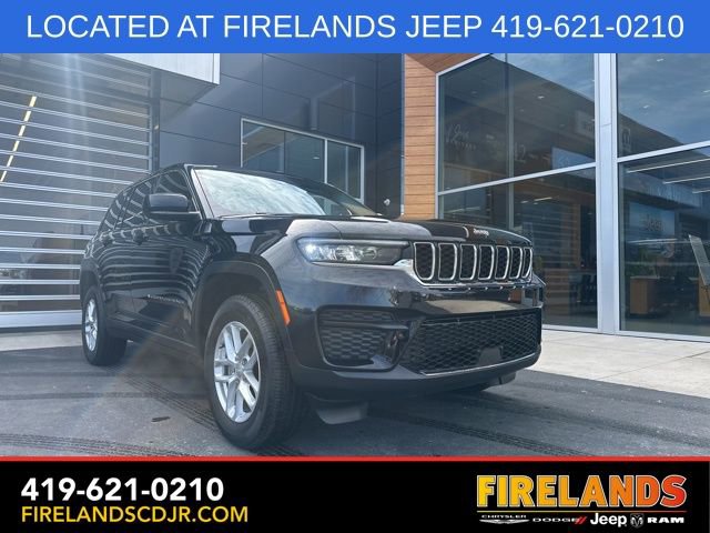 Used 2023 Jeep Grand Cherokee Laredo w/ Luxury Tech Group I image 1