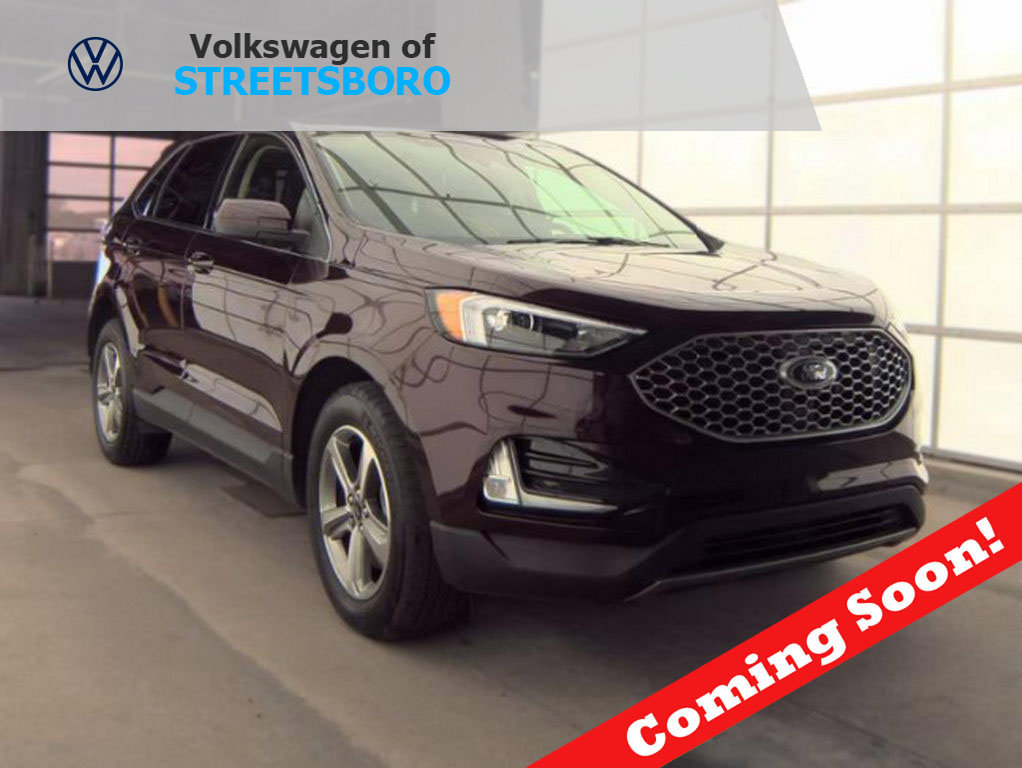 Used 2024 Ford Edge SEL w/ Convenience Package