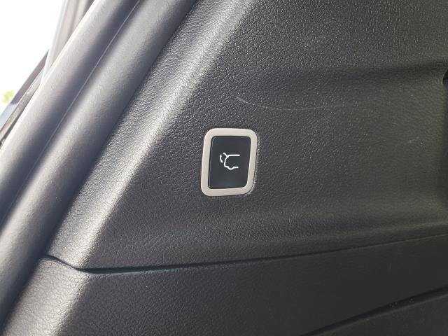 Used 2025 Chrysler Pacifica Select FWD image 28