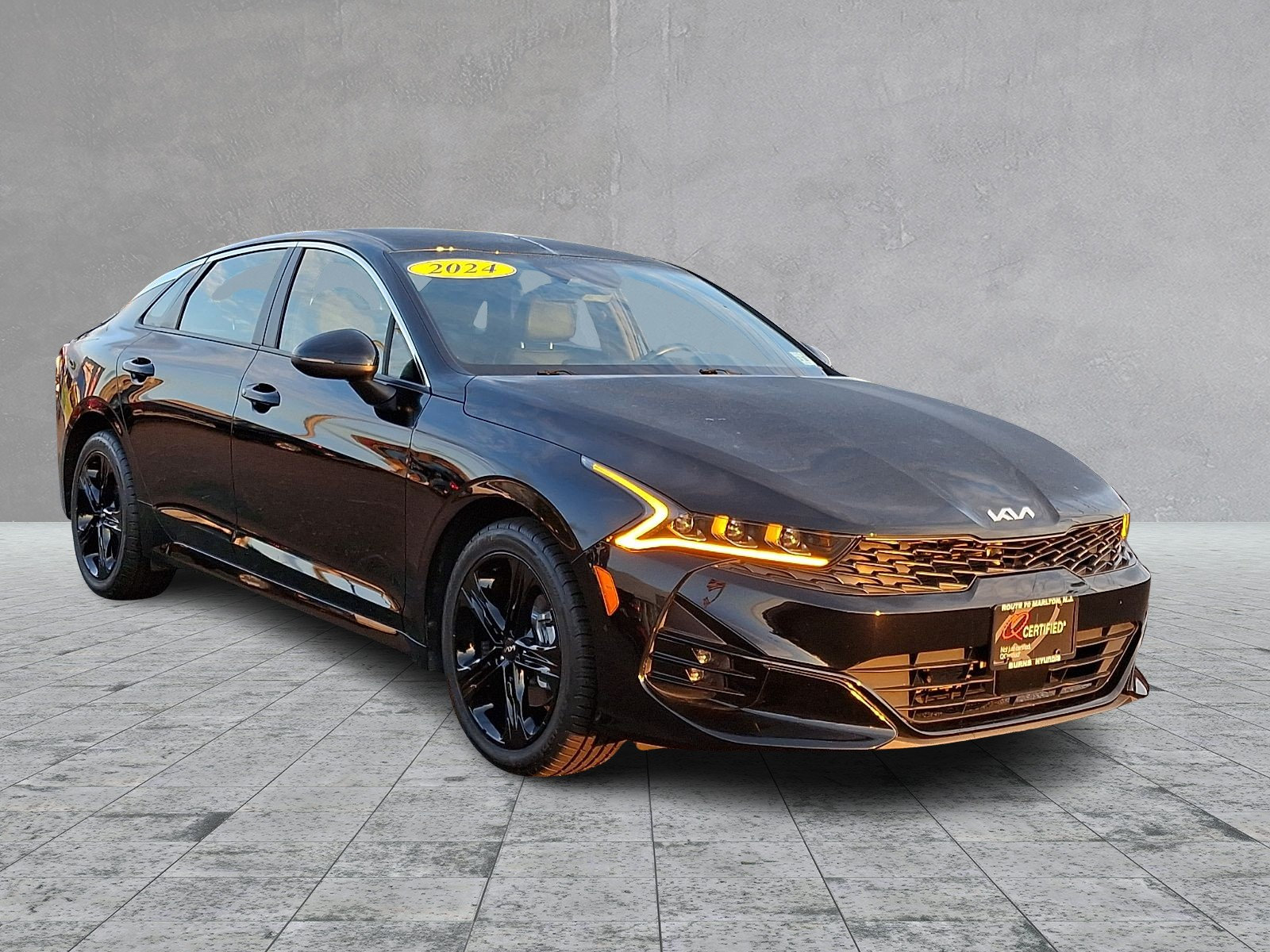 Used 2024 Kia K5 GT-Line w/ GT-Line Premium Package FWD image 3