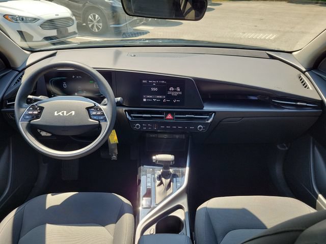 Used 2026 Kia Niro LX FWD image 14