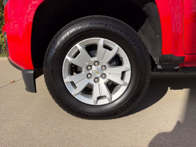 Used 2018 Chevrolet Colorado LT w/ LT Convenience Package RWD image 9