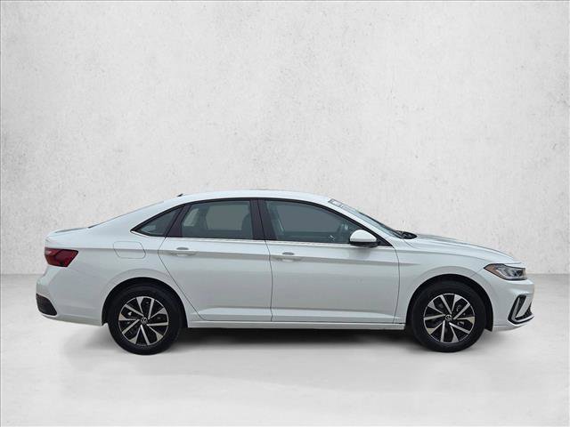 Used 2025 Volkswagen Jetta S FWD image 4