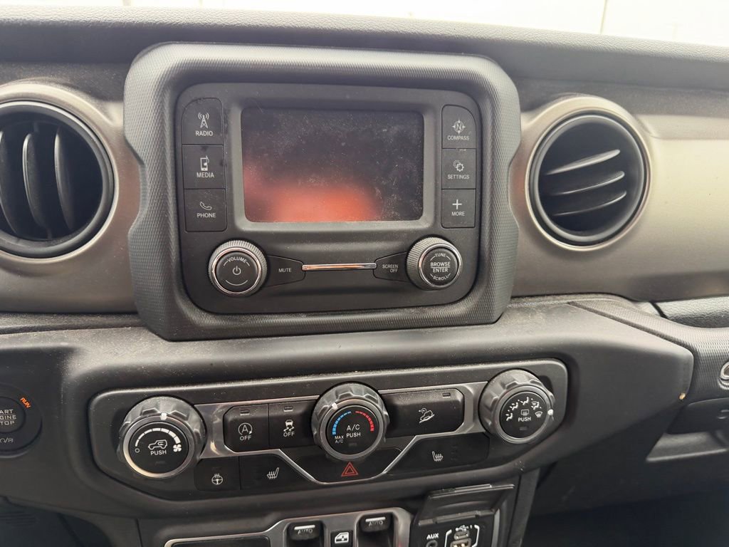 Used 2018 Jeep Wrangler Unlimited Sport S AWD/4WD image 9