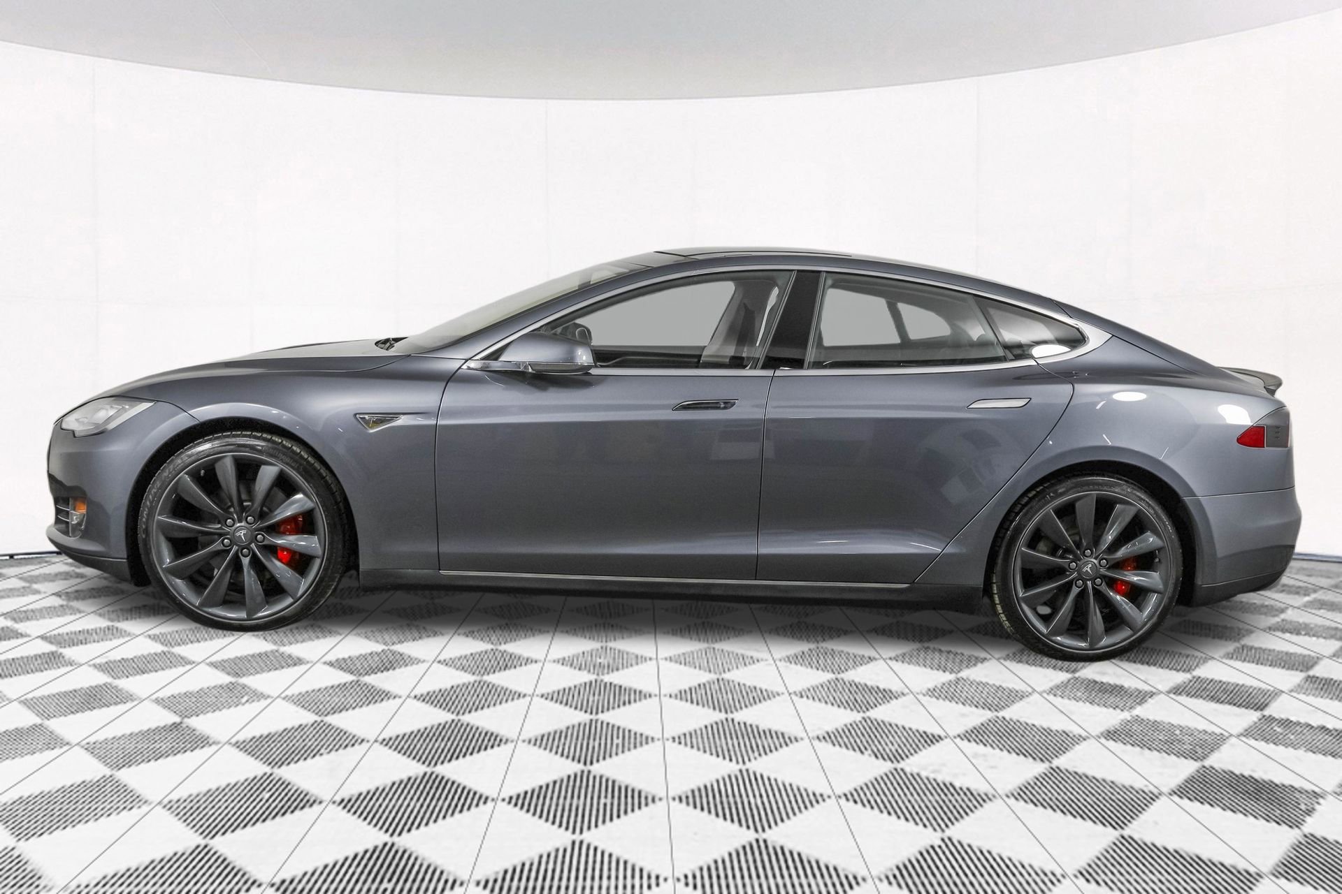 Used 2014 Tesla Model S RWD image 18