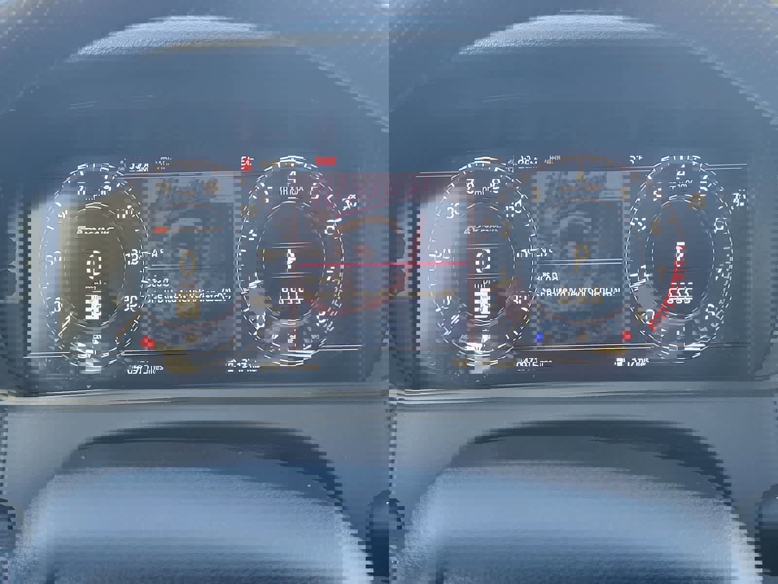 Used 2020 Land Rover Range Rover Velar R-Dynamic S image 18