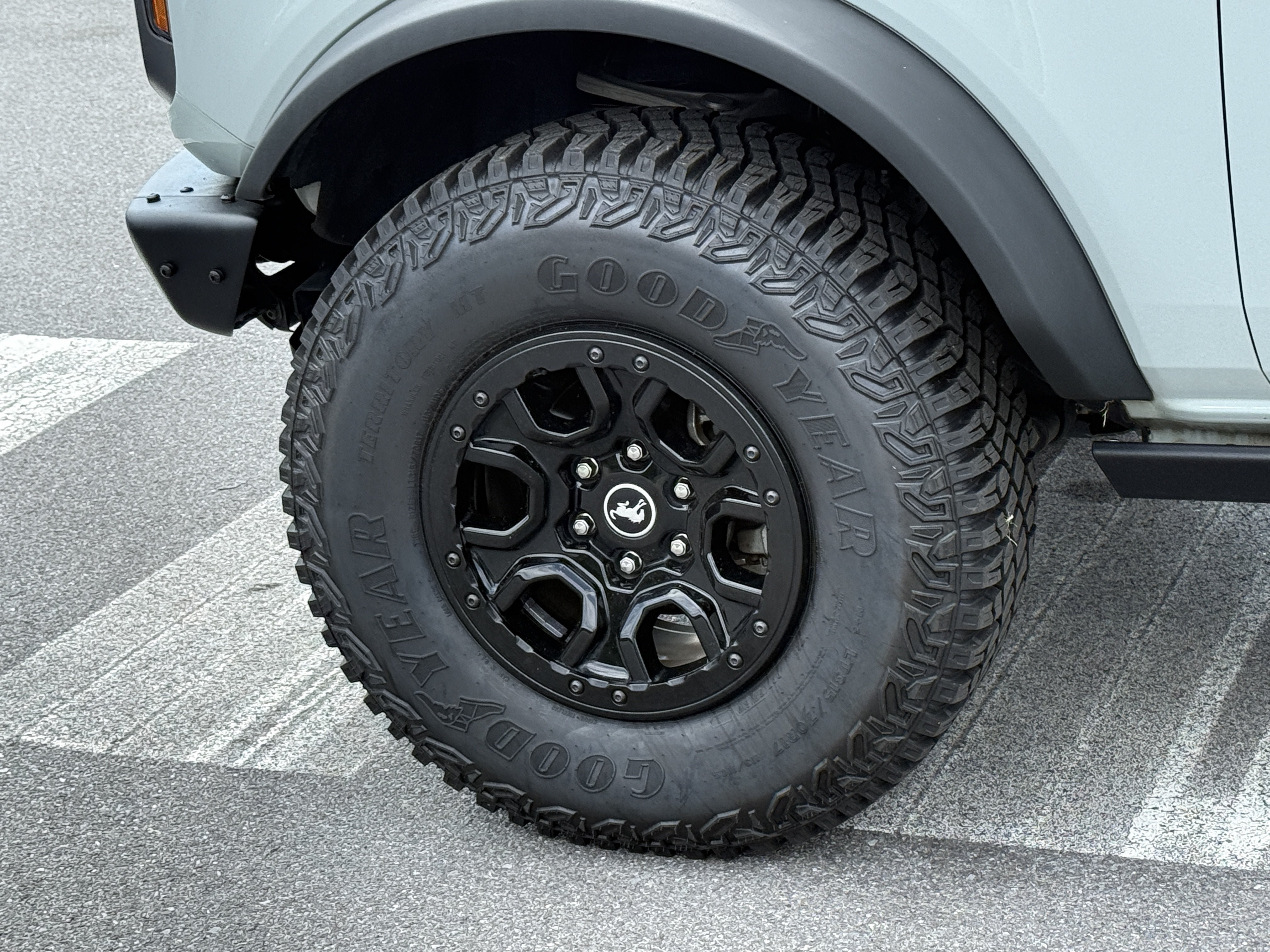 Used 2023 Ford Bronco Badlands AWD/4WD image 9