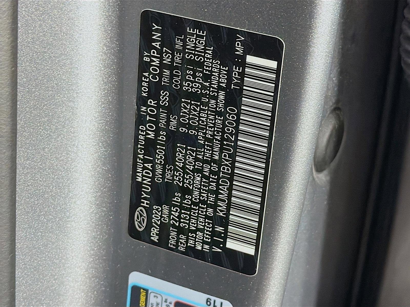 Certified 2023 Genesis GV70 2.5T w/ Sport Prestige Package image 31