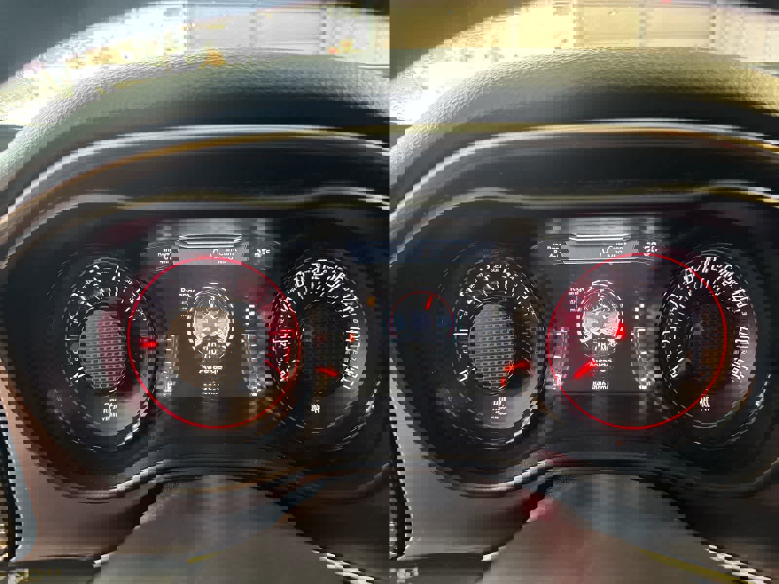 Used 2016 Dodge Challenger R/T w/ Driver Convenience Group RWD image 20