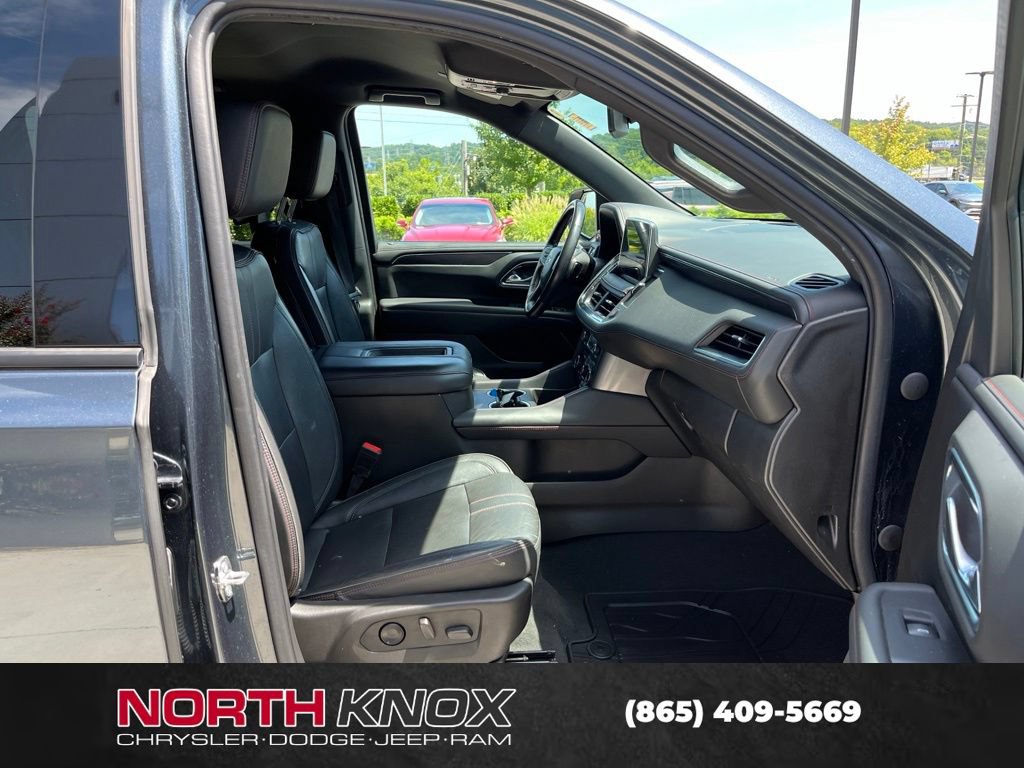 Used 2021 Chevrolet Suburban RST w/ Luxury Package AWD/4WD image 26