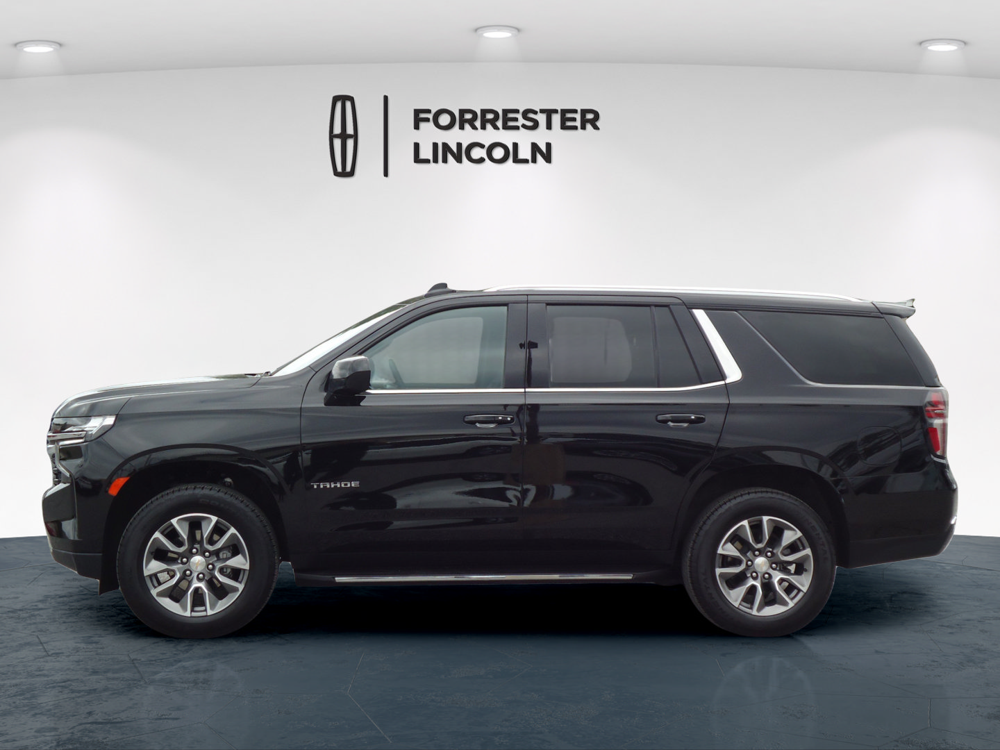 Used 2024 Chevrolet Tahoe LS w/ Driver Alert Package AWD/4WD image 6