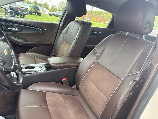 Used 2014 Chevrolet Impala LT FWD image 10
