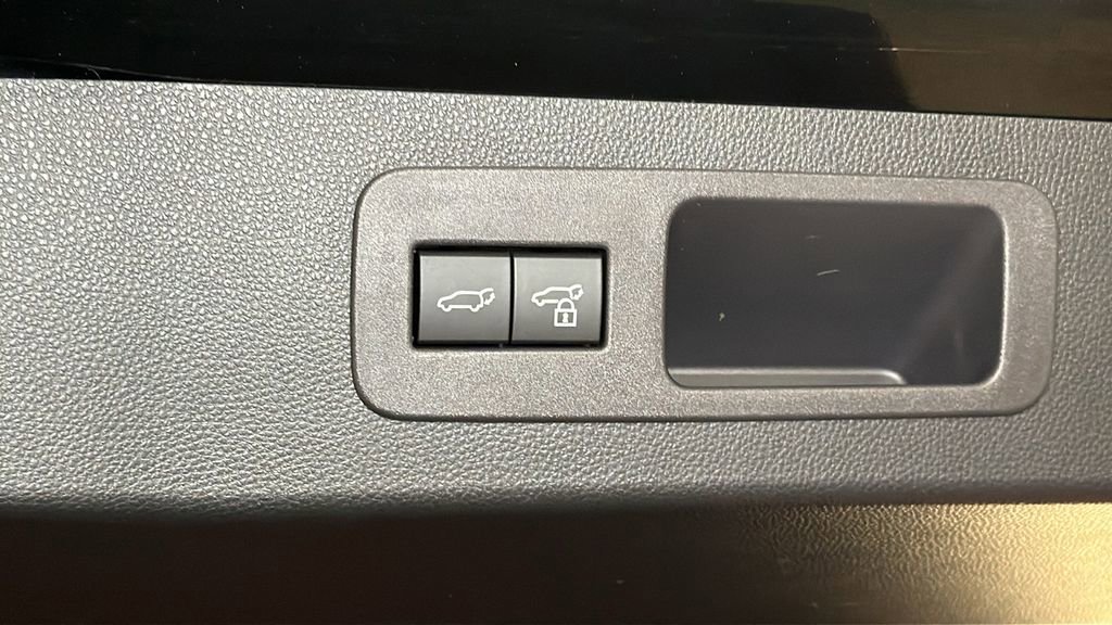 New 2026 Lexus LX 700h F Sport image 11