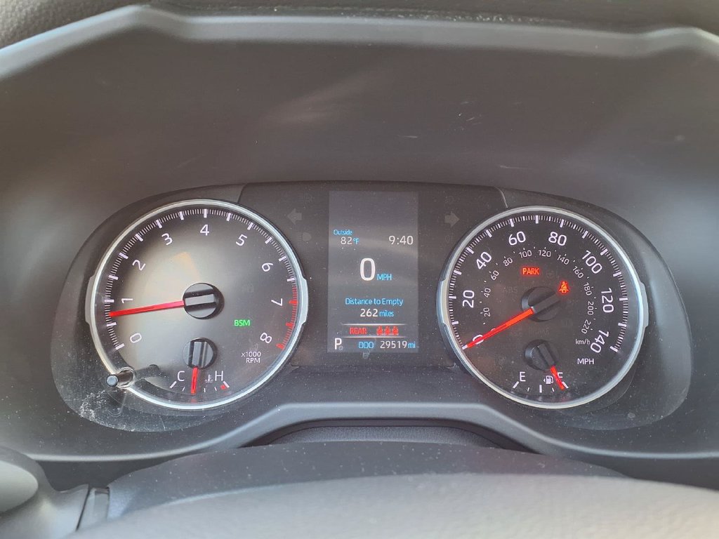 Used 2022 Toyota RAV4 XLE w/ Convenience Package FWD image 34