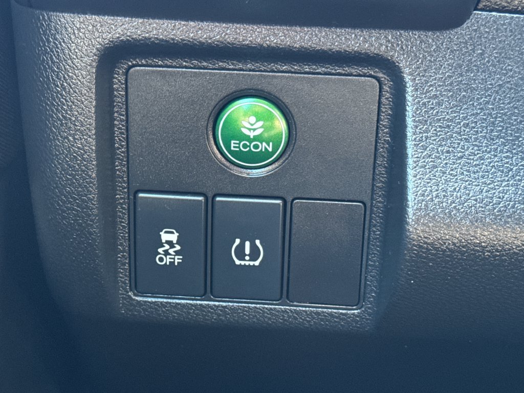 Used 2016 Honda HR-V EX image 33