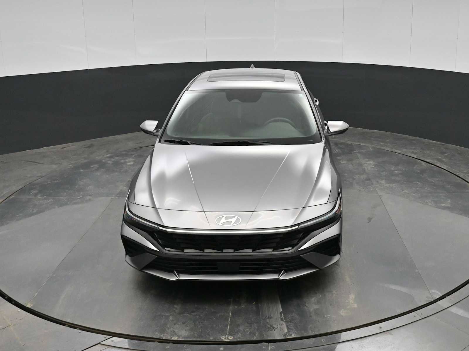 Certified 2025 Hyundai Elantra SEL image 24