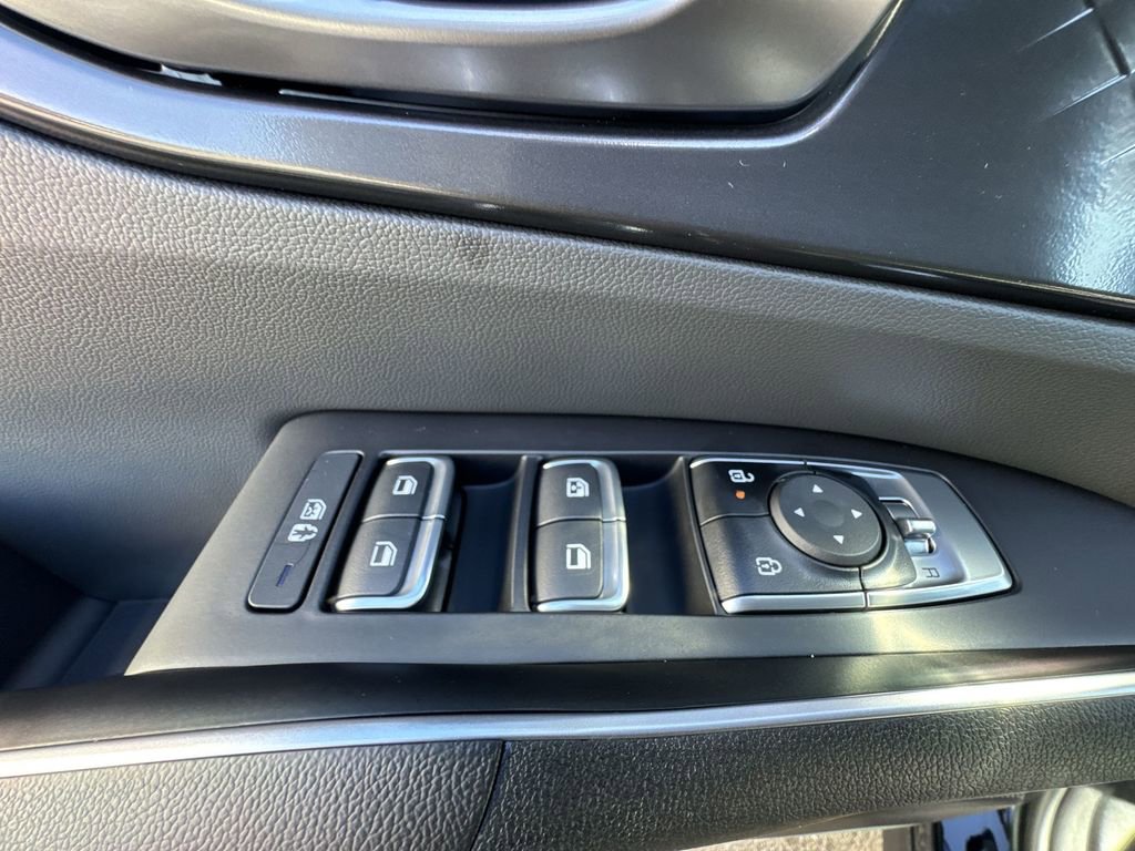 New 2026 Kia Sorento S w/ S Panoramic Sunroof Package FWD image 5