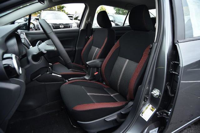 New 2025 Nissan Versa SR w/ Trunk Package image 18