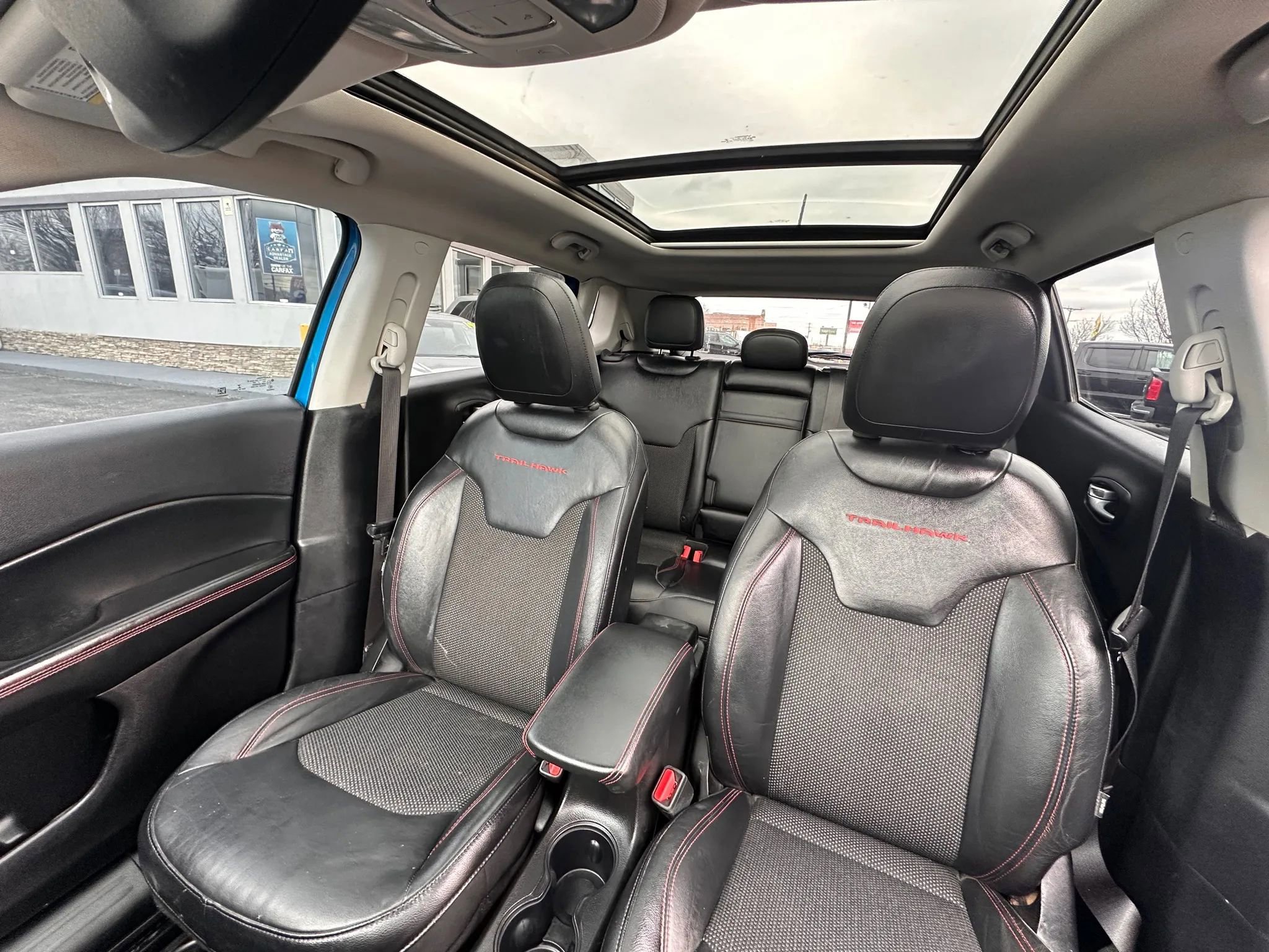 Used 2017 Jeep Compass Trailhawk w/ Navigation Group image 12