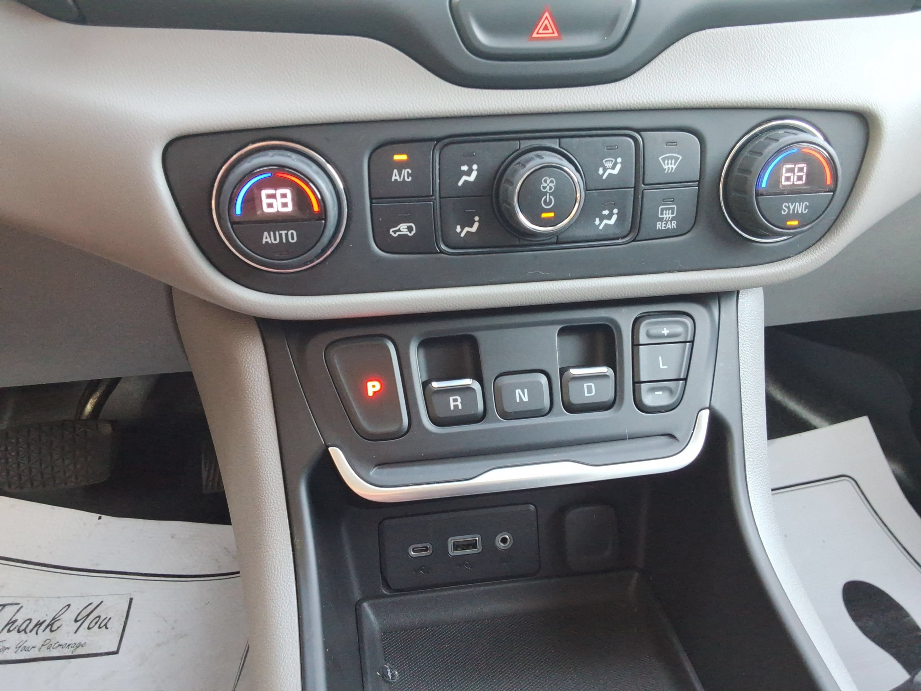 Used 2020 GMC Terrain SLE w/ Driver Convenience Package AWD/4WD image 30
