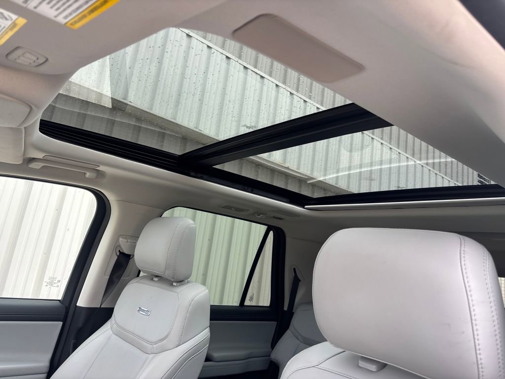 Used 2025 Ford Expedition Max Platinum w/ Driver's Package image 26