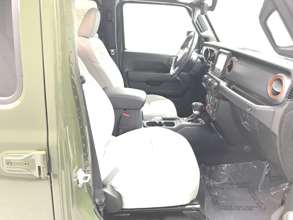 Used 2022 Jeep Gladiator Mojave w/ LED Lighting Group image 26