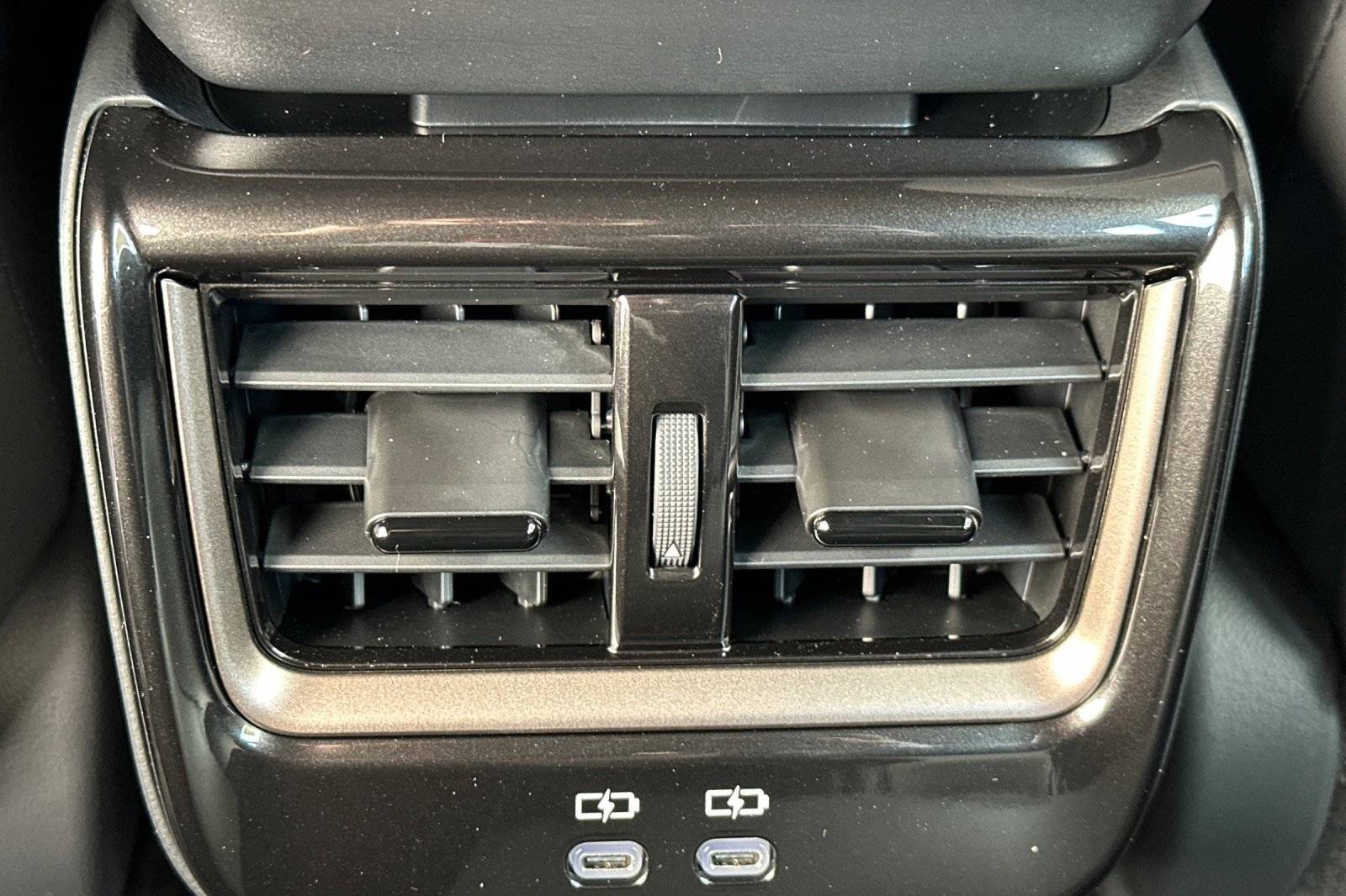 New 2025 Toyota Crown Signia image 14