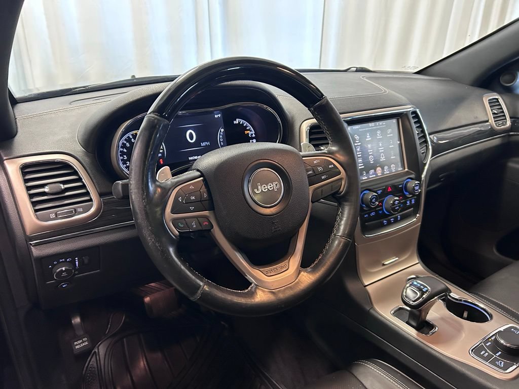 Used 2015 Jeep Grand Cherokee Overland AWD/4WD image 2