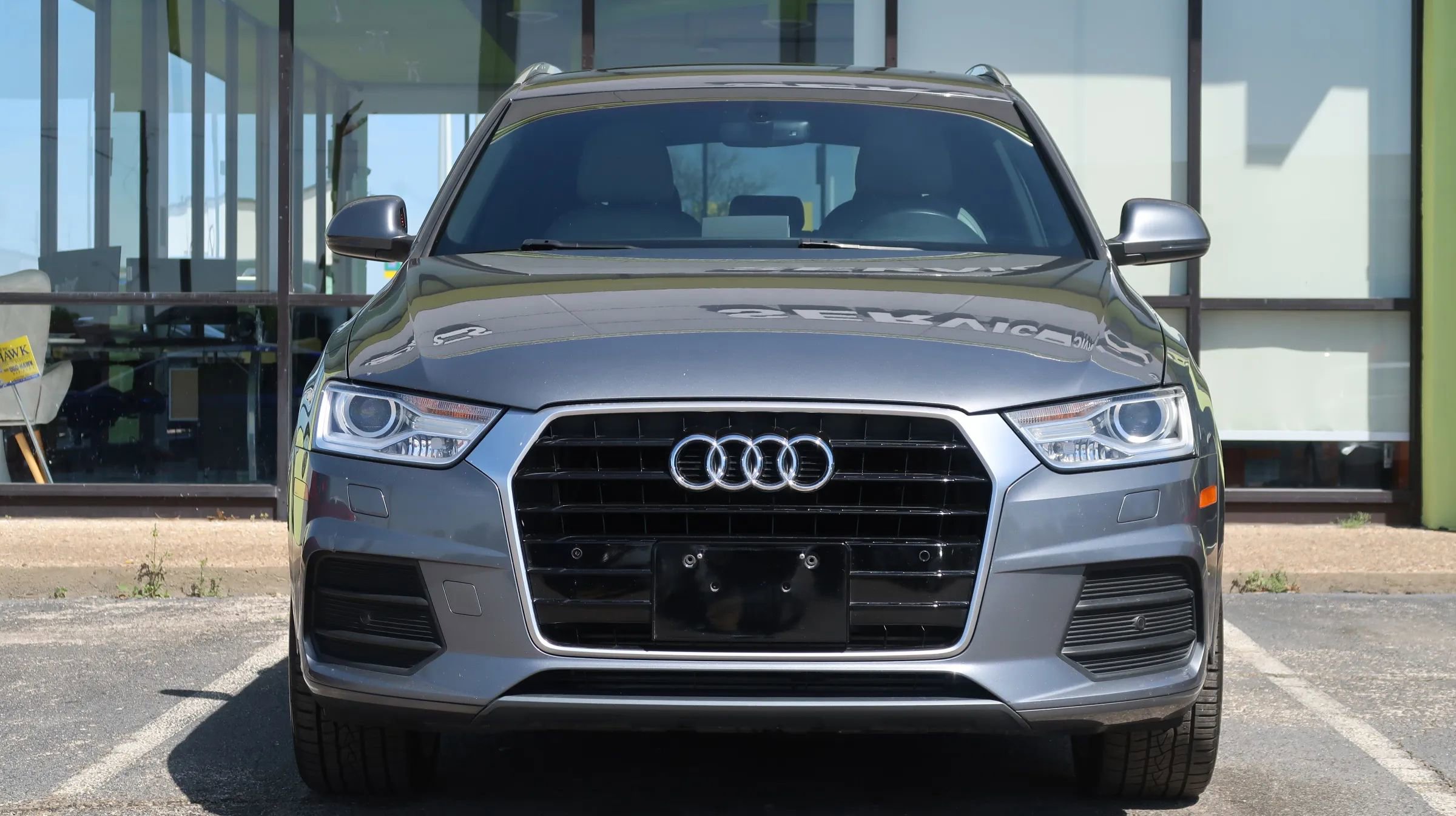 Used 2016 Audi Q3 2.0T Premium Plus w/ Technology Package FWD image 2