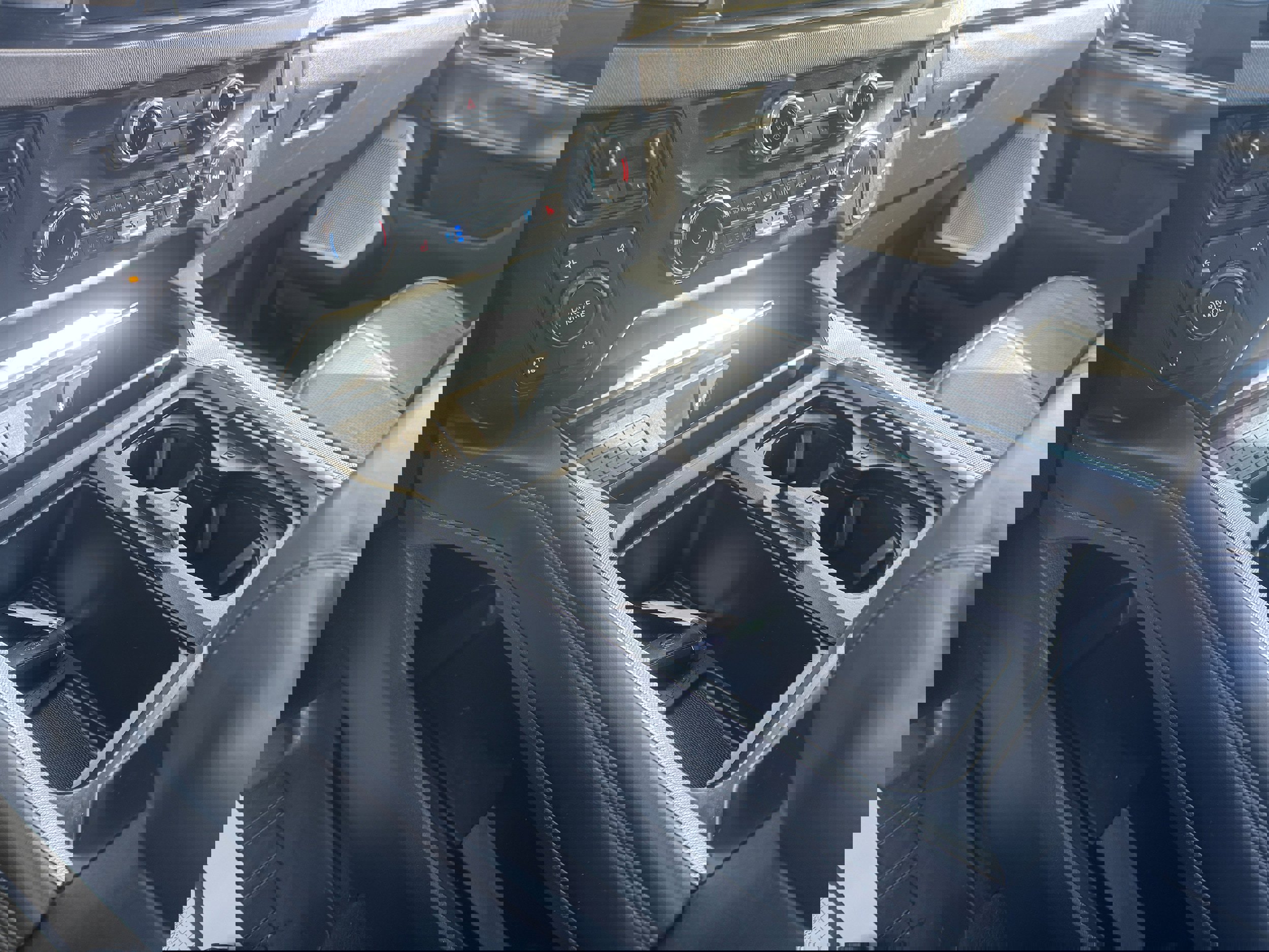 Used 2025 Ford F250 Platinum image 23