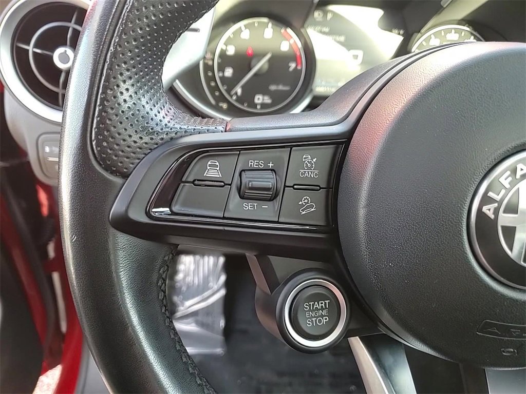 Used 2023 Alfa Romeo Stelvio Veloce image 14