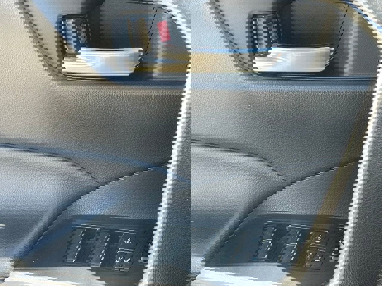 Used 2024 Toyota RAV4 XLE image 11