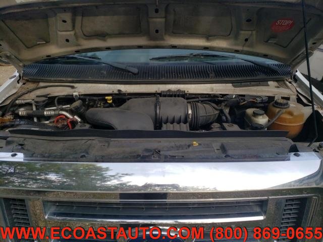 Used 2011 Ford E-350 and Econoline 350 Super Duty w/ Shuttle Bus Prep Pkg RWD image 6