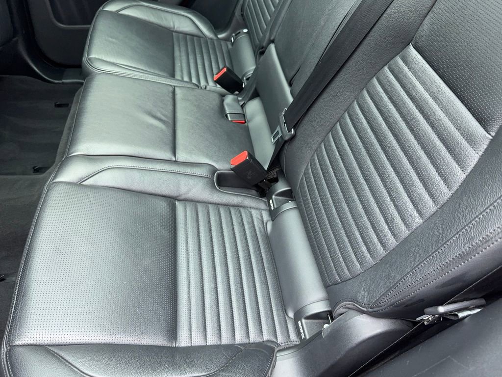 Used 2022 Land Rover Discovery Sport SE AWD/4WD image 45