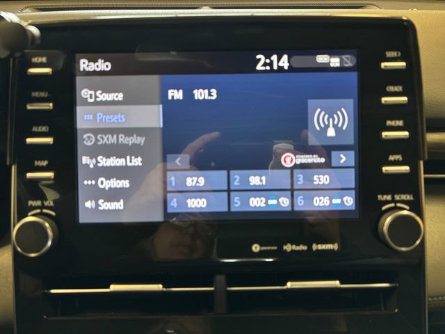 Used 2022 Toyota Avalon XLE w/ Moonroof Package image 19