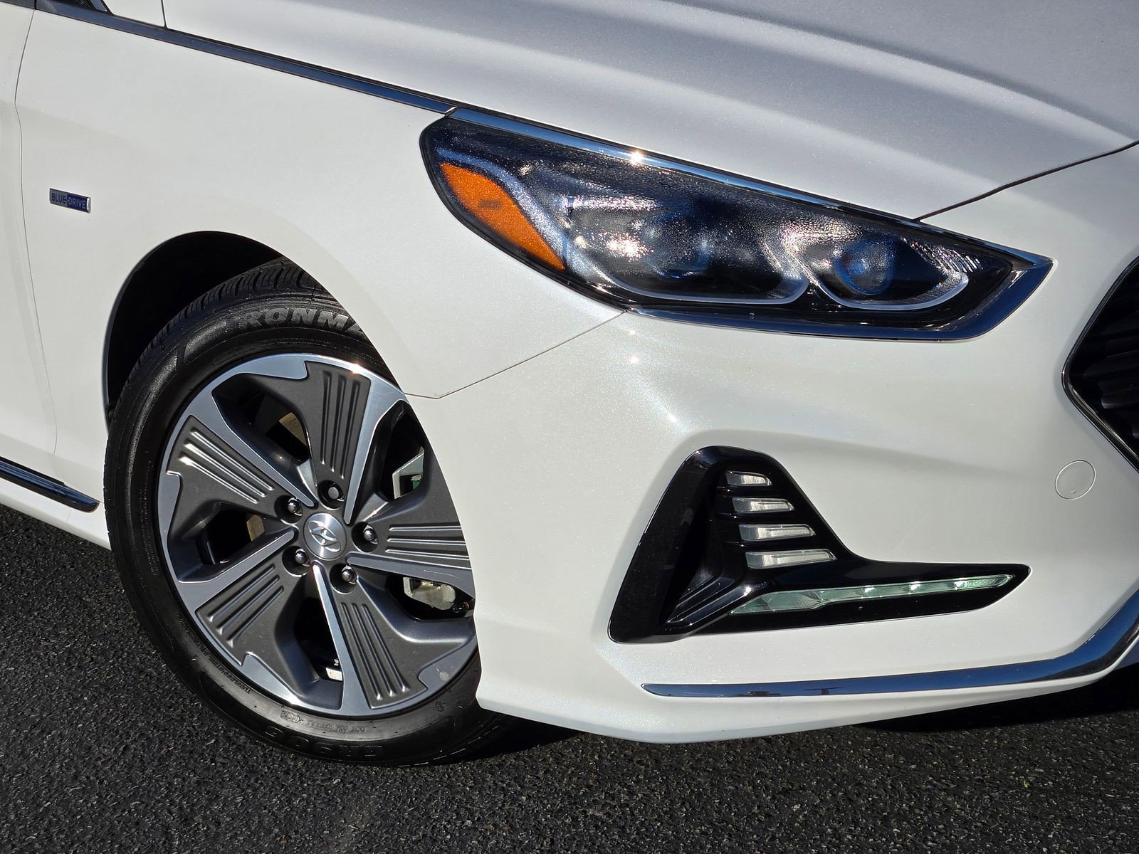 Used 2019 Hyundai Sonata Limited image 9